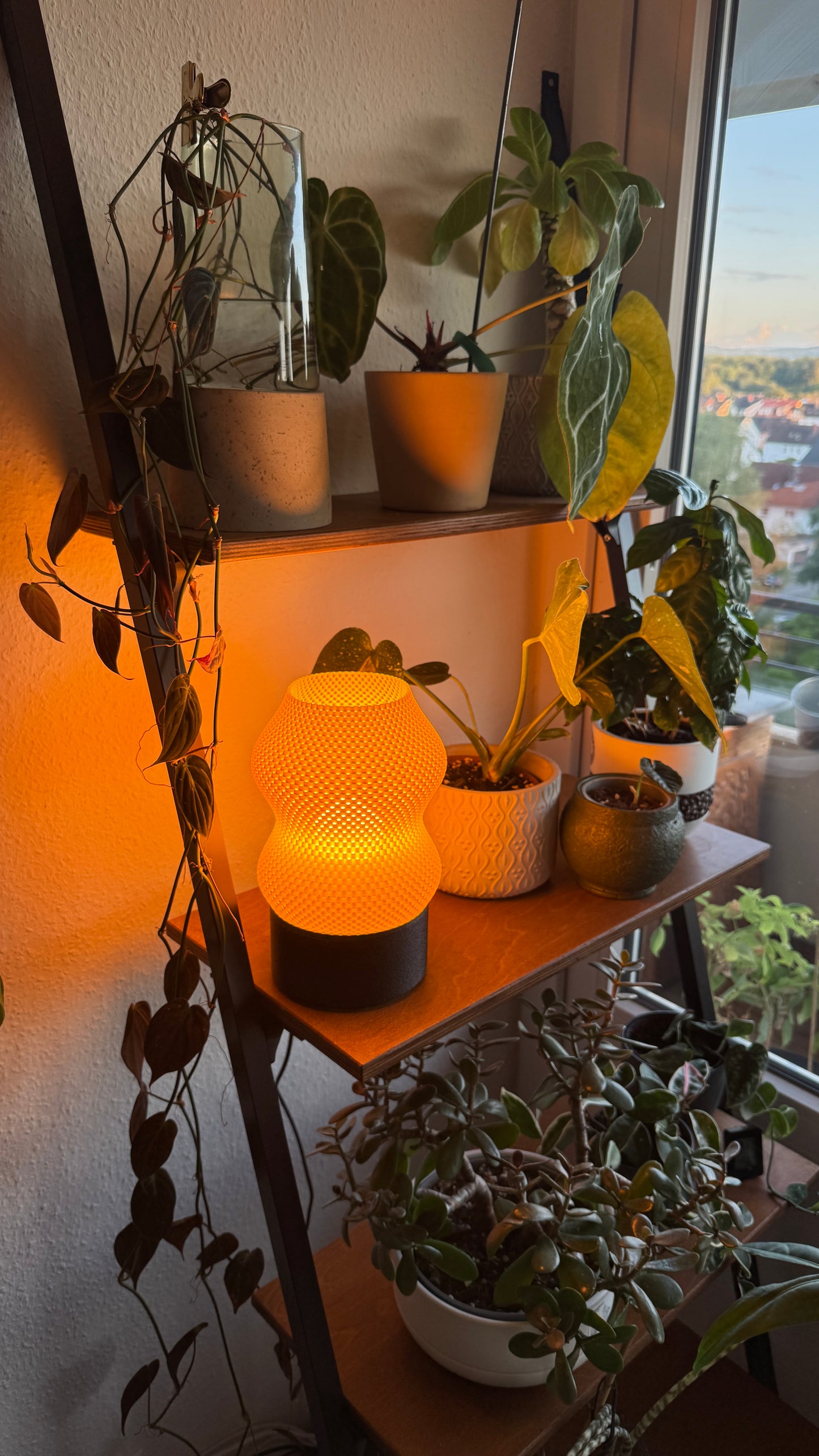 Tischlampe Korbgeflecht Geschwungen