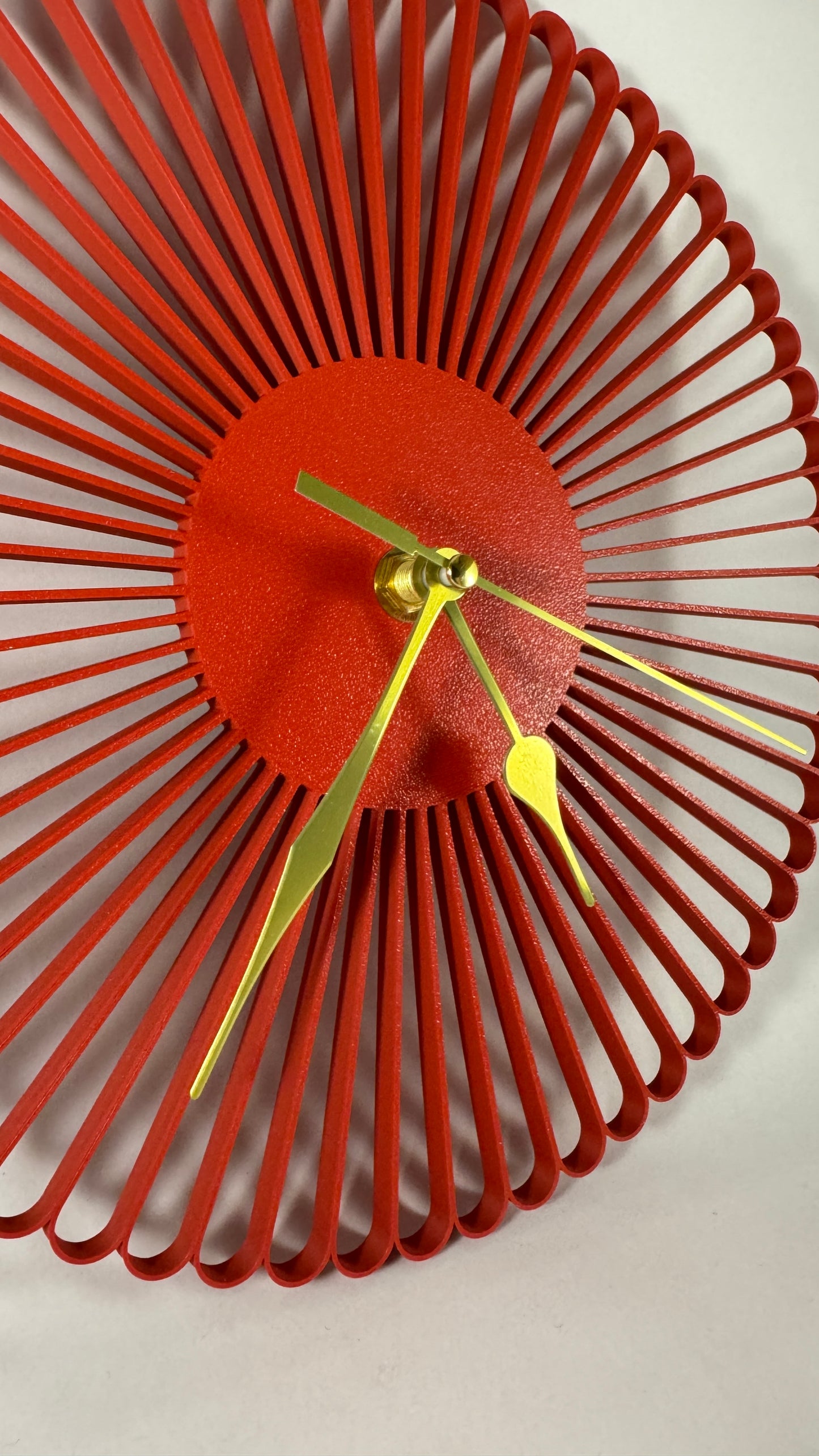 HALO - Moderne Design Wanduhr mit radialem Muster | 3D-gedruckt