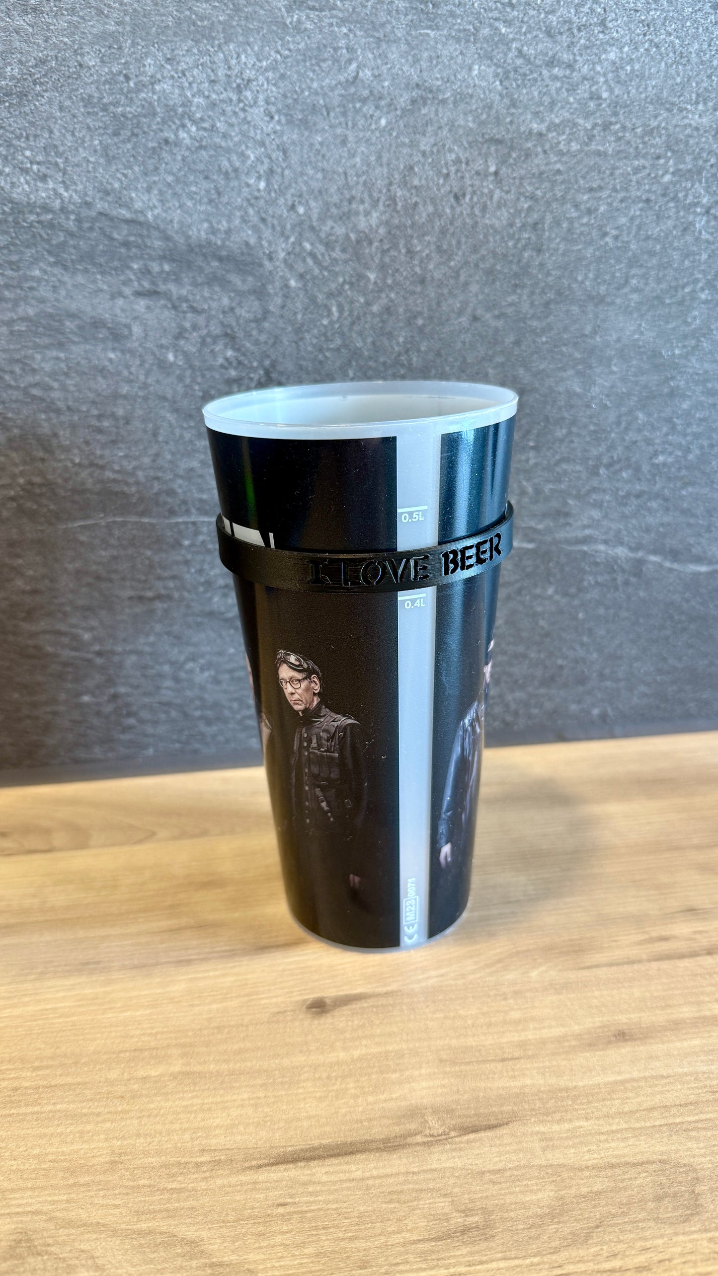 Bierbecherhalter