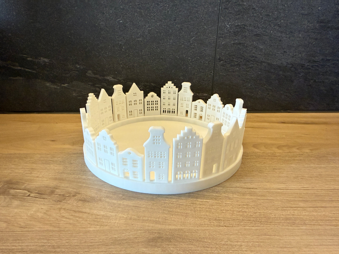 „Häuserkranz“ – Dorf-Silhouette