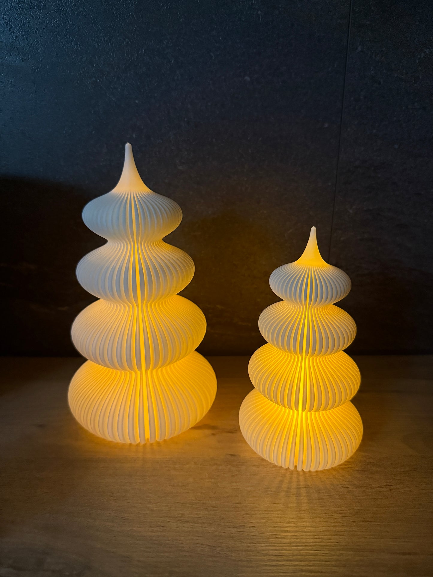 Curvy Tree – eleganter Deko-Tannenbaum