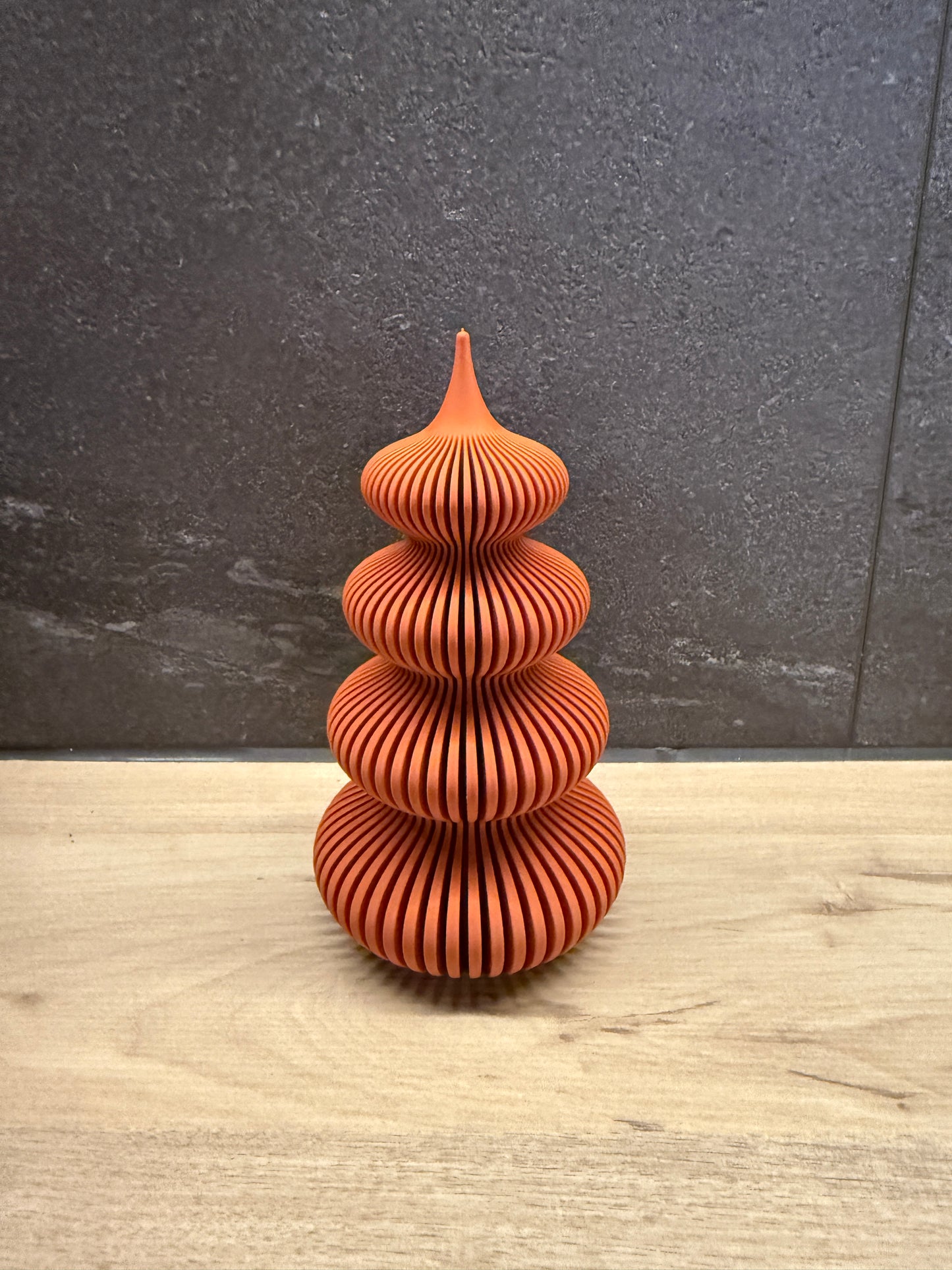 Curvy Tree – eleganter Deko-Tannenbaum